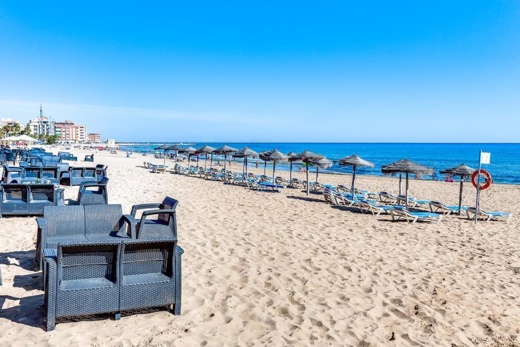 Pinada Beach IV New & Comfort. Apartment, 1St Line To The Beach, Sunterrace+Pool La Mata  Eksteriør billede