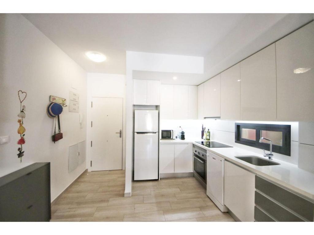 Pinada Beach IV New & Comfort. Apartment, 1St Line To The Beach, Sunterrace+Pool La Mata  Eksteriør billede